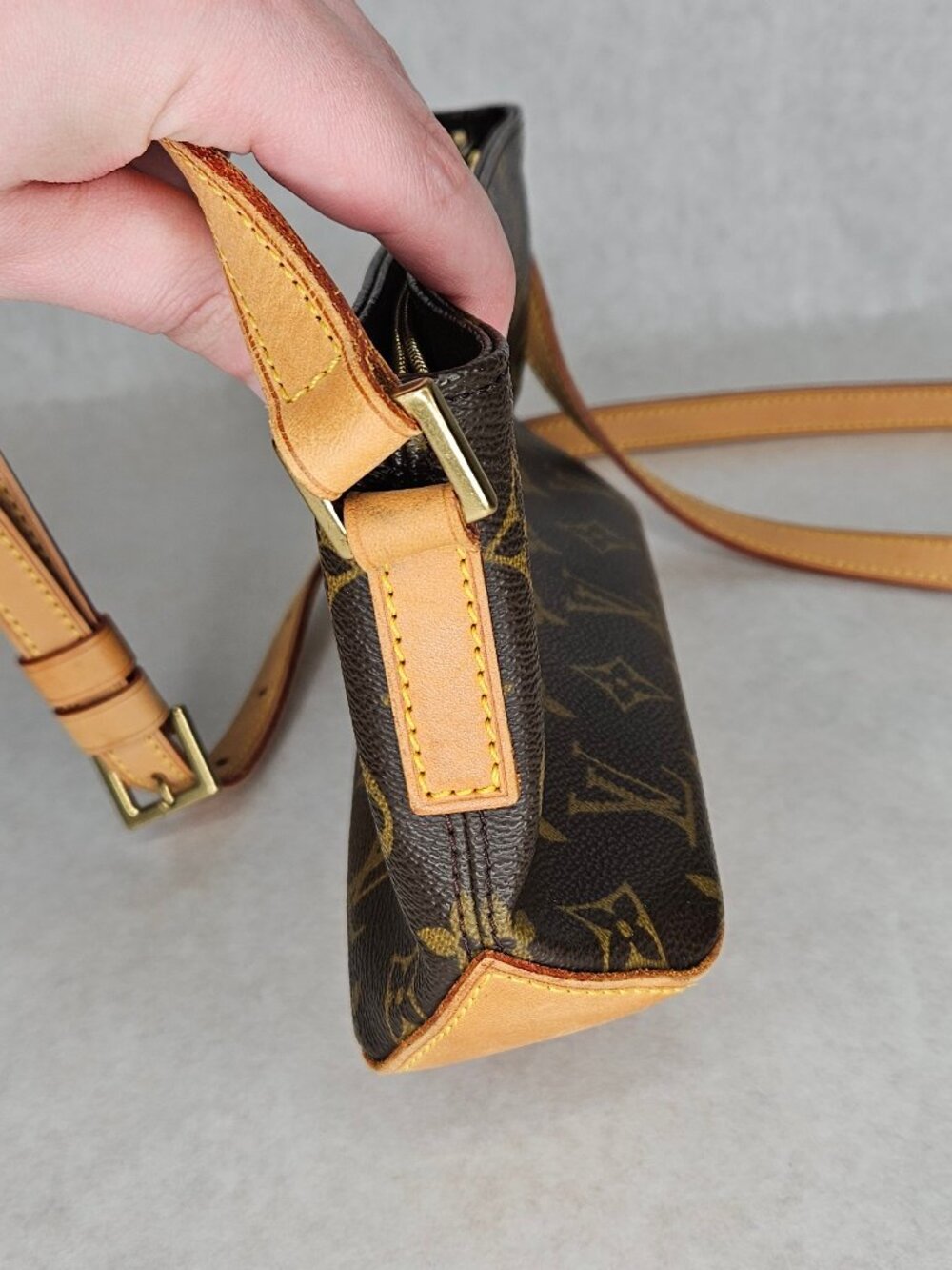 Louis Vuitton Monogram Trotteur Crossbody Handbag Purse with Strap - Picture 5 of 16